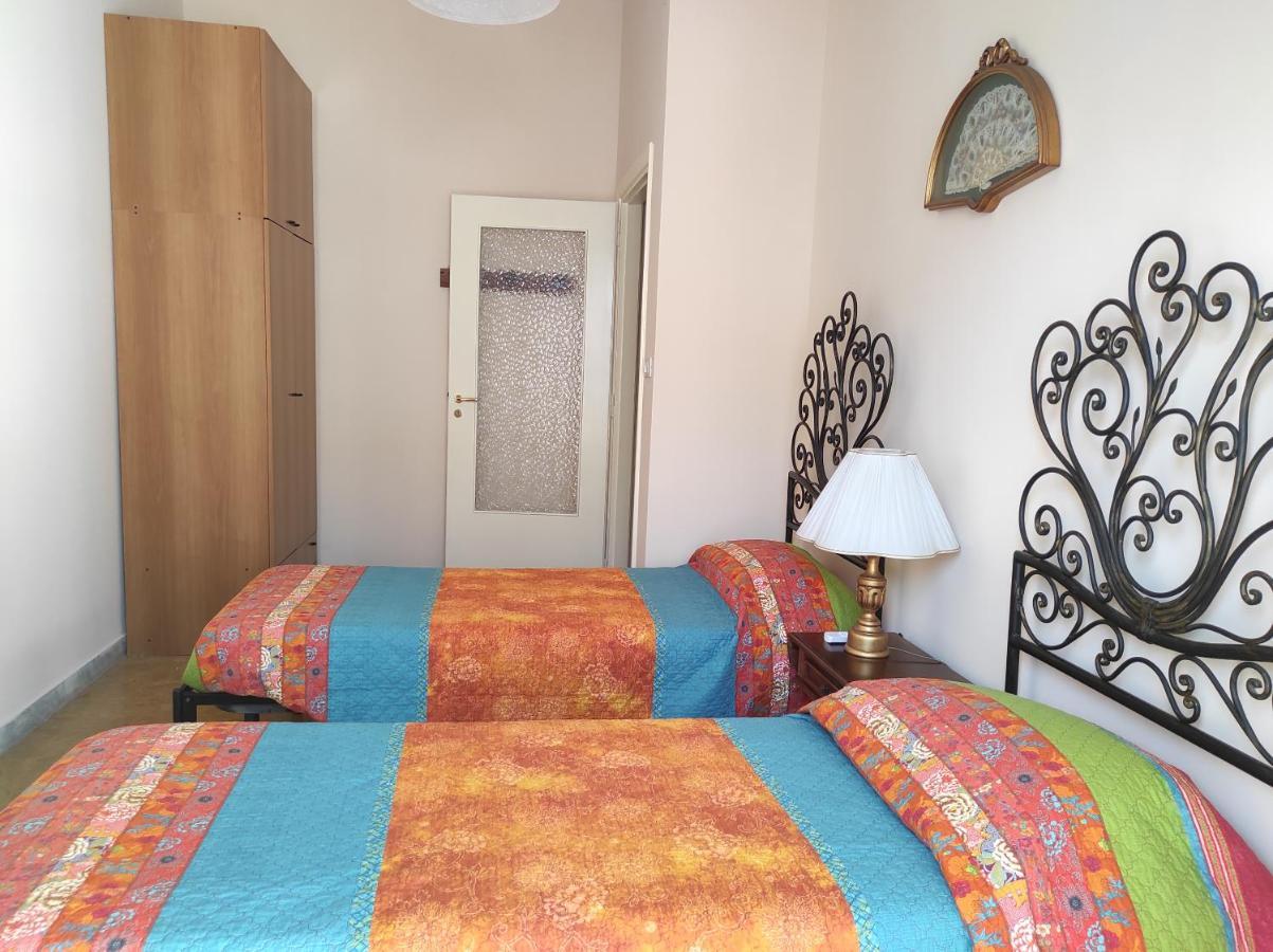 Apartament La Colonna Holiday House Lecce Zewnętrze zdjęcie