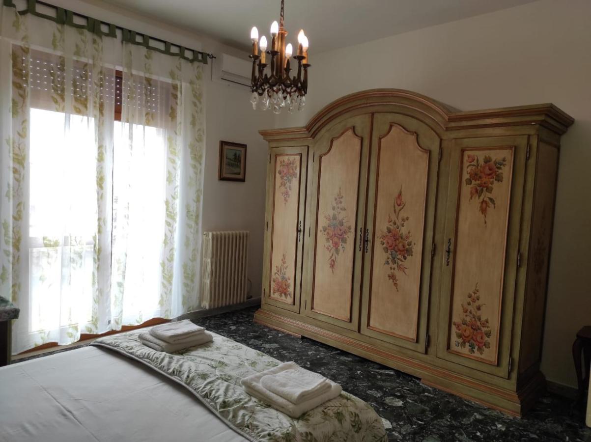 Apartament La Colonna Holiday House Lecce Zewnętrze zdjęcie